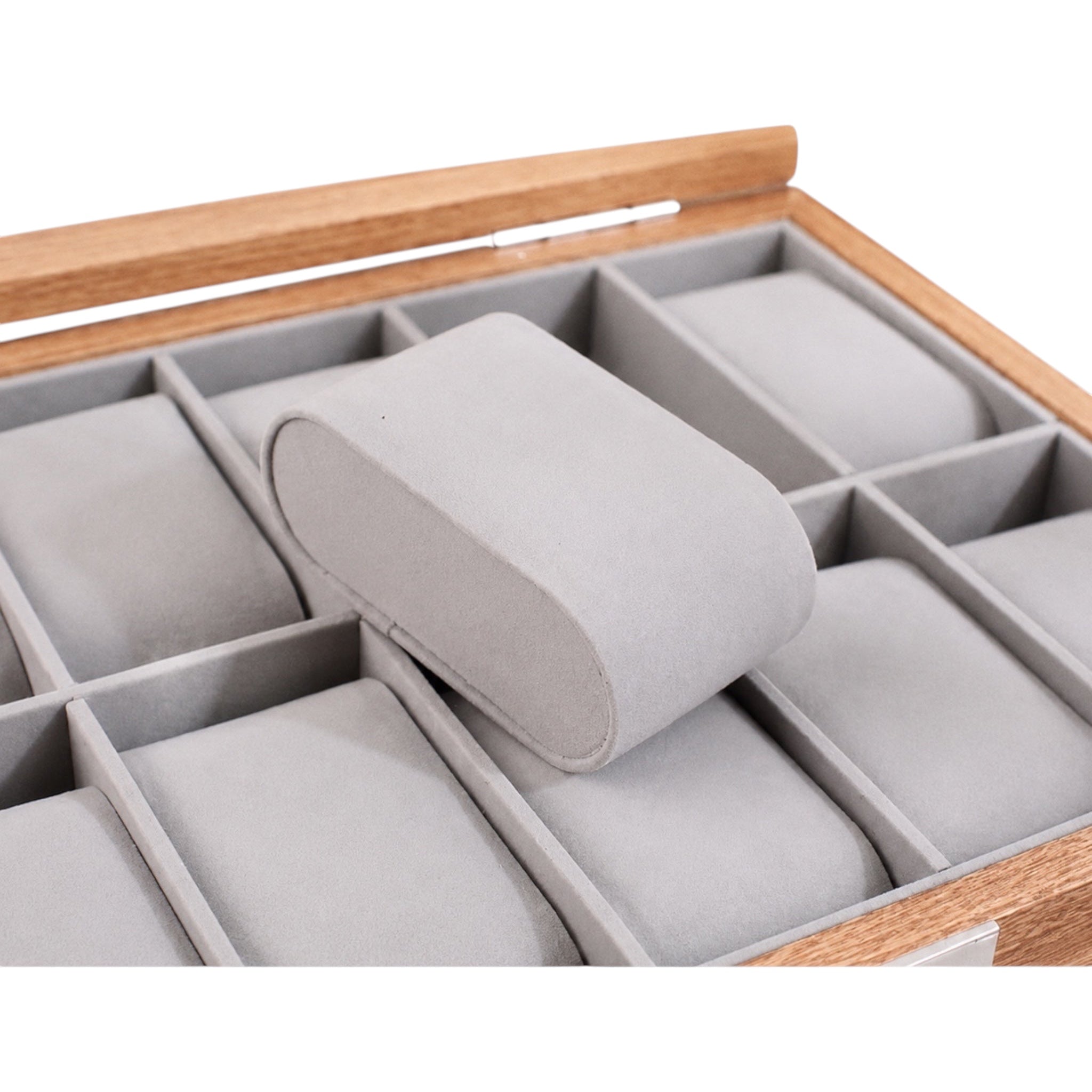 Boîte à montres Maison Orvian en bambou naturel avec 12 emplacements et coussins gris doux pour le rangement